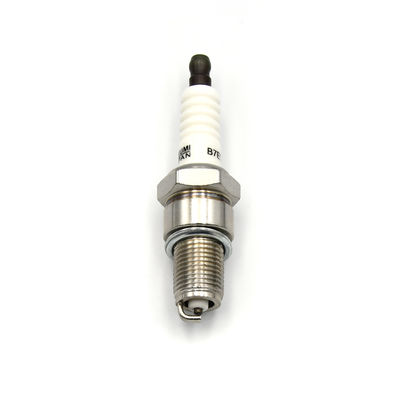 진짜 자동차 부품 고성능 오토바이 점화 플러그 B7ETC OEM BP7HS W22ESRU